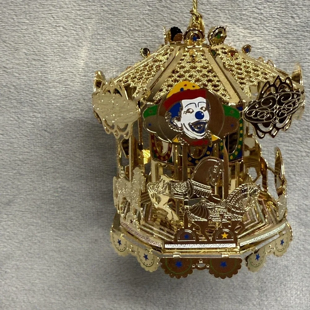 Unique Treasures Circus Clown Carousel Ornament Small Gold Metal Glass‎ Limited